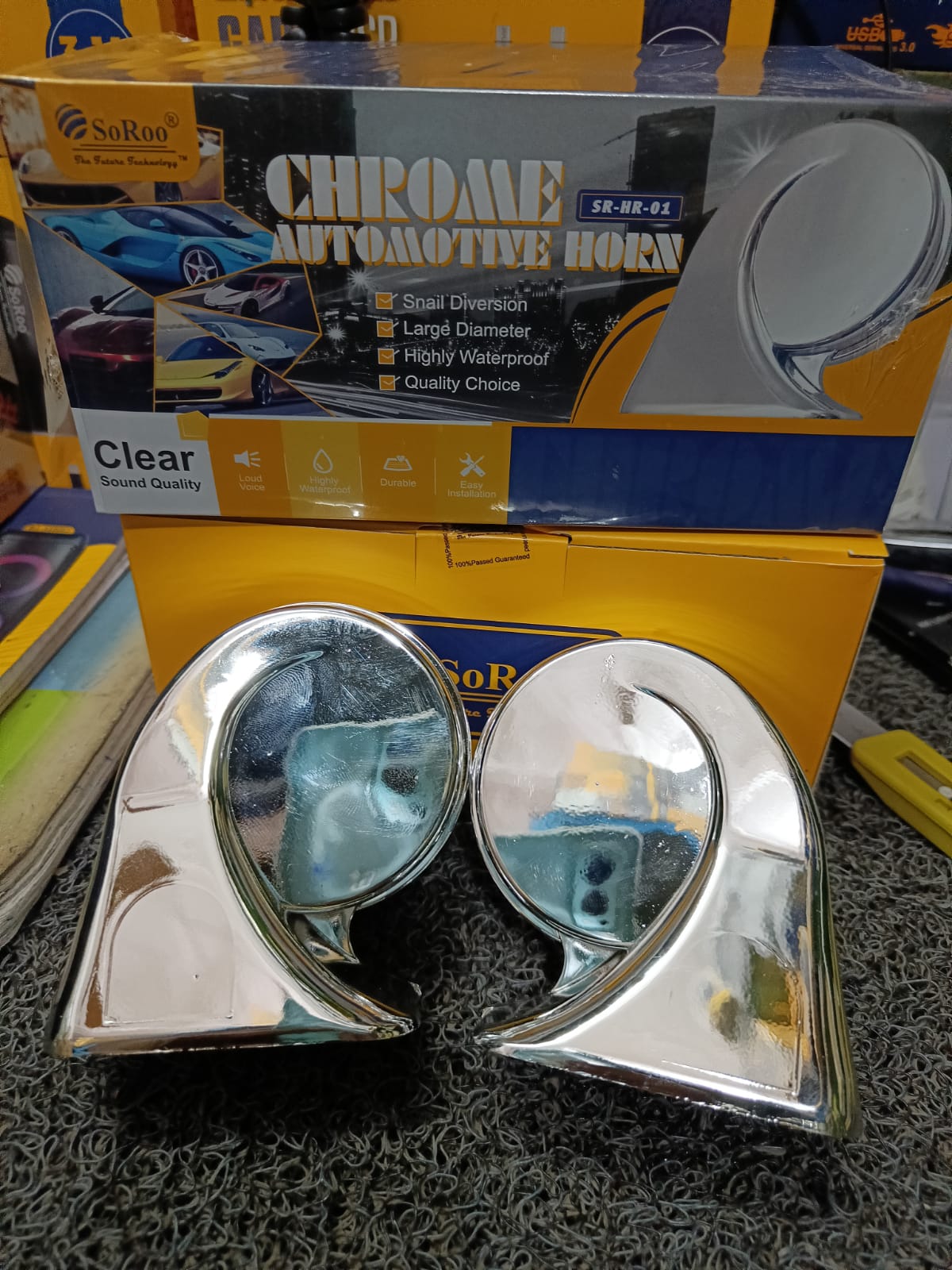 Soroo Automotive Horn Chrome